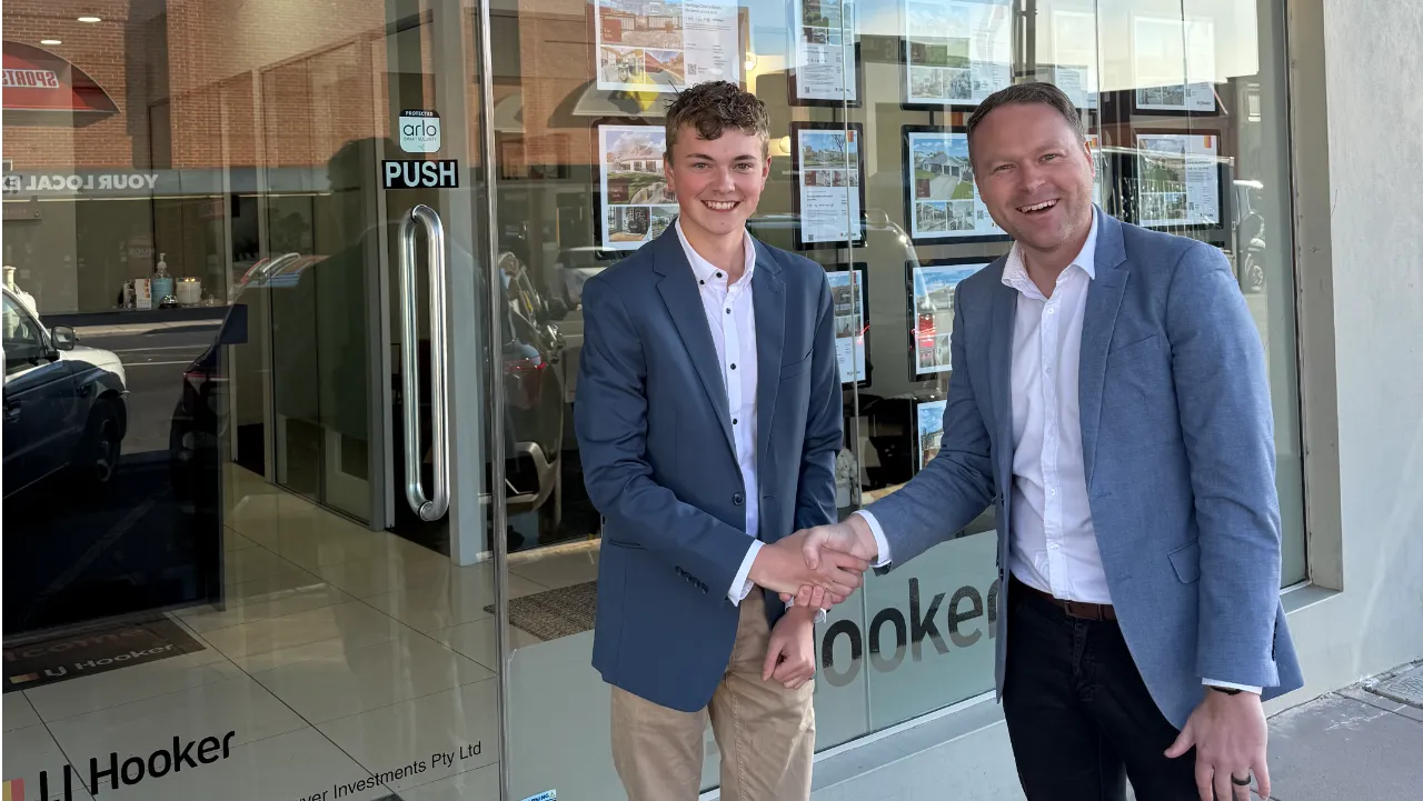 Bathurst teen fast-tracks real estate career through school