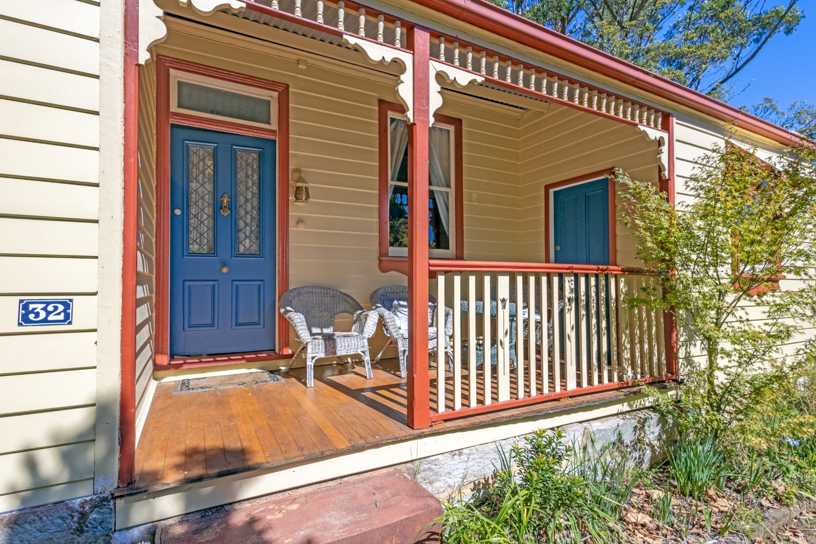 Director Bruce Beresford lists Blue Mountains cottage